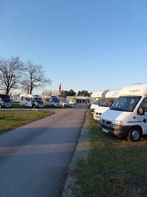 Hertz Location Camping-Cars Bordeaux à Mérignac
