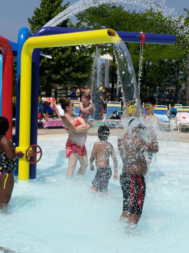 Water Park «Family Aquatic Center of Wheeling, IL», reviews and photos, 327 West Dundee Road, Wheeling, IL 60090, USA