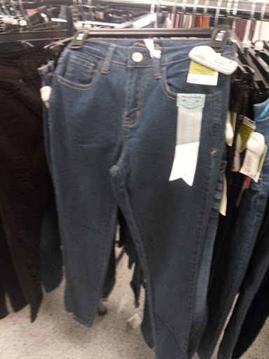 Clothing Store «Ross Dress for Less», reviews and photos, 849 Dawsonville Hwy, Gainesville, GA 30501, USA