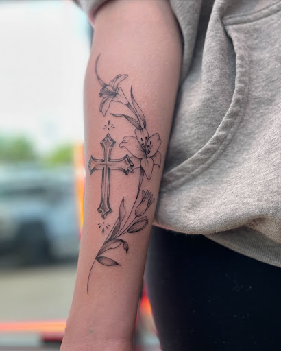 Explore hufflepuff tattoo ideas, creative tattoo ideas in Honolulu, available at Aloha Tattoo Waikiki Hilton Hawaiian Village Rainbow Bazaar