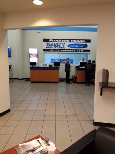 Car Dealer «Stockton Honda», reviews and photos, 2002 E Hammer Ln, Stockton, CA 95210, USA