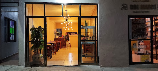 Laurel Restaurante - Francisco I Madero, 94810 Astacinga, Ver., Mexico