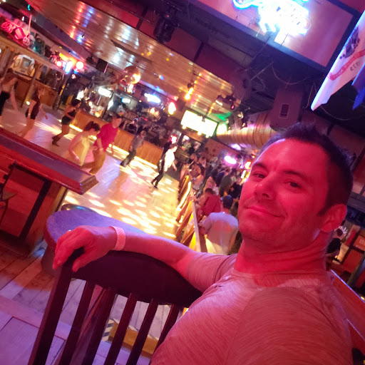 Night Club «The Block», reviews and photos, 113 Eglin Pkwy SE, Fort Walton Beach, FL 32548, USA