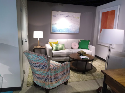 Furniture Rental Service «CORT Furniture Rental & Clearance Center», reviews and photos, 19885 Stevens Creek Blvd, Cupertino, CA 95014, USA