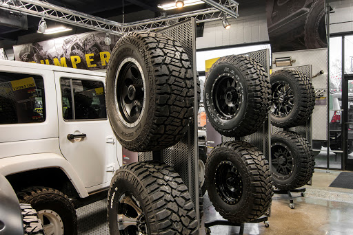 Truck Accessories Store «4 Wheel Parts - Portland - South Tabor», reviews and photos, 2700 SE 82nd Ave, Portland, OR 97266, USA