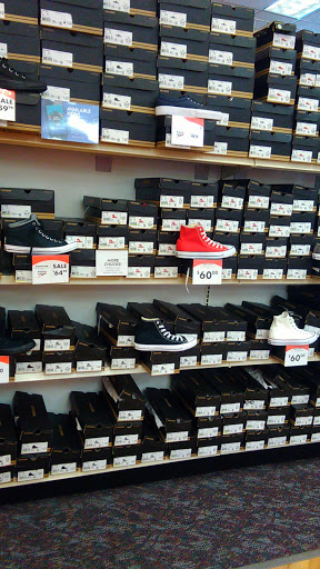 Shoe Store «Shoe Carnival», reviews and photos, 2706 Plainfield Rd, Joliet, IL 60435, USA