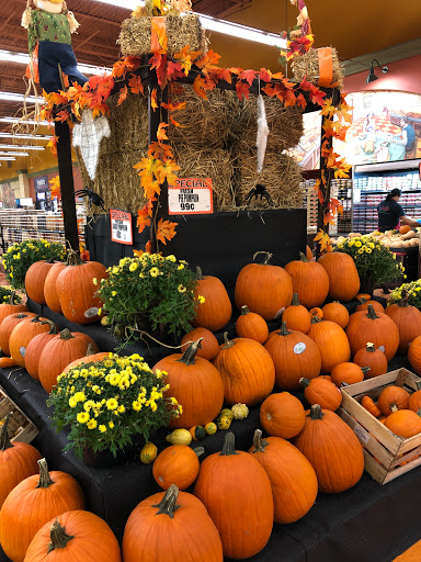 Grocery Store «Valli Produce of Glendale Heights», reviews and photos, 155 E N Ave, Glendale Heights, IL 60139, USA