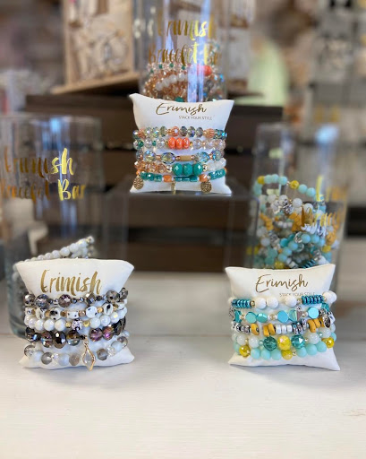 Tanning Salon «Modern Me Boutique & Tanning», reviews and photos, 414 Orange St, Auburndale, FL 33823, USA