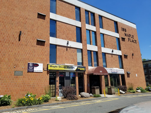 Maple Mart Convenience Store, 155 Maple St # 100, Springfield, MA 01105, USA, 