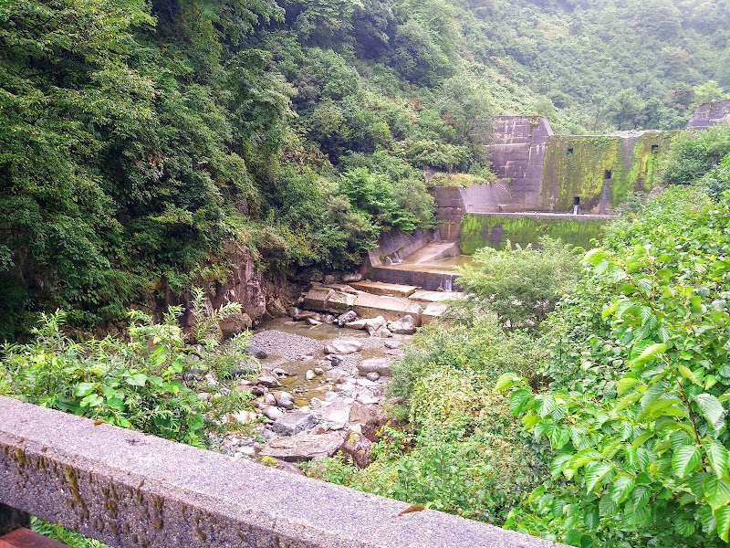 丸石谷橋