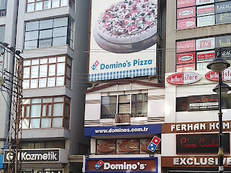 Domino's Pizza Van