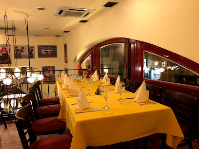Spinoza Café & Restaurant