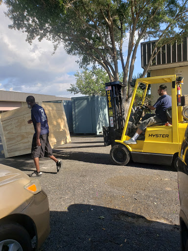 Moving and Storage Service «MOV2DAY - Apple Moving», reviews and photos, 3506 Mercantile Ave, Naples, FL 34104, USA