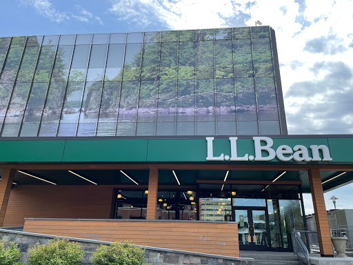 Clothing Store «L.L. Bean», reviews and photos, 101 Cherry St Suite #1020, Burlington, VT 05401, USA