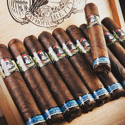 Tobacco Shop «Up N Smoke», reviews and photos, 28703 Harper Ave, St Clair Shores, MI 48081, USA