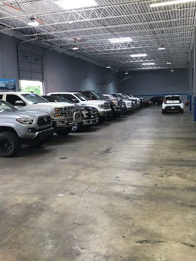 Used Car Dealer «Legend Auto», reviews and photos, 15015 E Beltwood Pkwy, Addison, TX 75001, USA