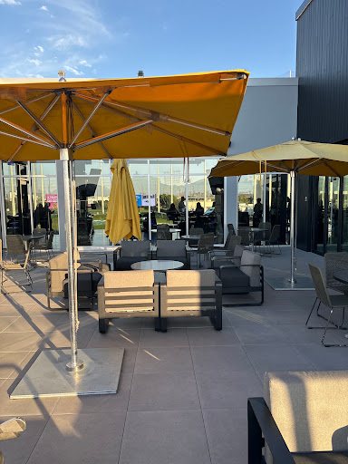 Topgolf image