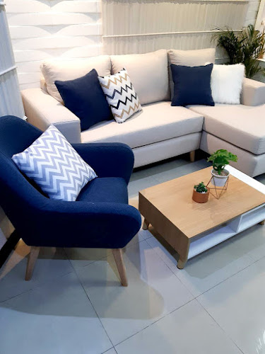 Zeldin Muebles - Quito