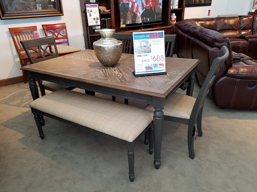 Furniture Store «Rooms To Go & Rooms To Go Kids», reviews and photos, 16350 FL-50, Clermont, FL 34711, USA