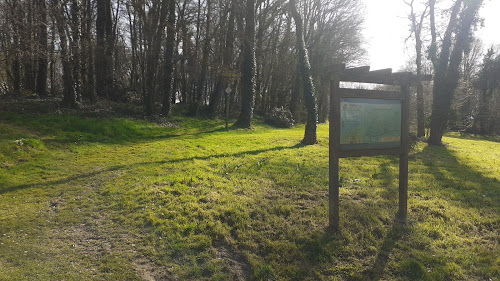 Site des Aulnais - Sentier botanique et parcours santé à Lanrelas