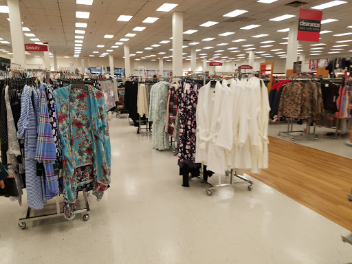 Department Store «T.J. Maxx», reviews and photos, 331 New Jersey 18, East Brunswick, NJ 08816, USA