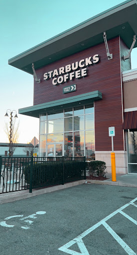 Coffee Shop «Starbucks», reviews and photos, 4255 Genesee St #100, Cheektowaga, NY 14225, USA