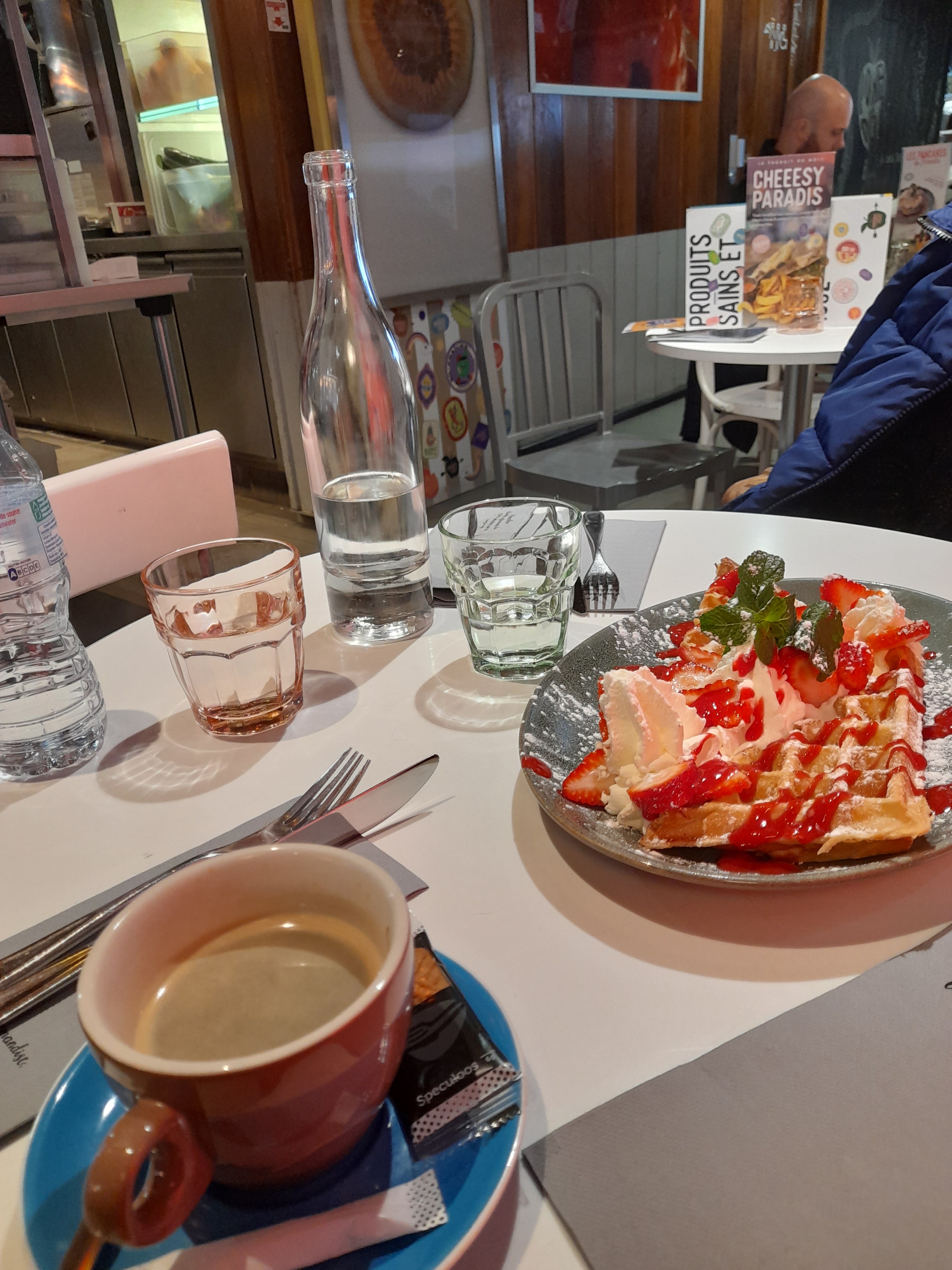 Photo n° 5 de l'avis de Samia. fait le 27/06/2018 à 05:59