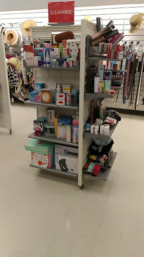 Department Store «Marshalls», reviews and photos, 533 S Broad St, Meriden, CT 06450, USA