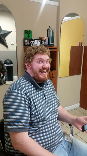 Beauty Salon «Hollywood Blonde Salon», reviews and photos, 140 N Kingshighway St, St Charles, MO 63301, USA