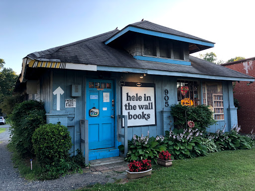 Comic Book Store «Hole In The Wall Books», reviews and photos, 905 W Broad St, Falls Church, VA 22046, USA