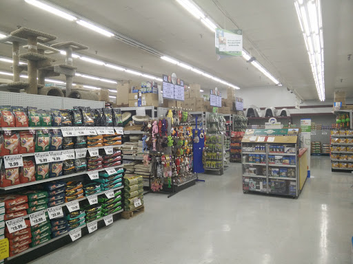Pet Supply Store «Pet Club San Mateo», reviews and photos, 1850 S Norfolk St, San Mateo, CA 94403, USA