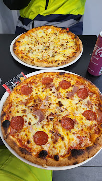 Plats et boissons du Restaurant PIZZA LE DELICE à Dourdan - n°17