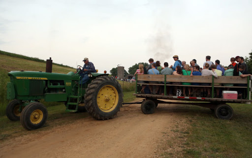 Live Music Venue «Codfish Hollow Barnstormers», reviews and photos, 5013 288th Ave, Maquoketa, IA 52060, USA