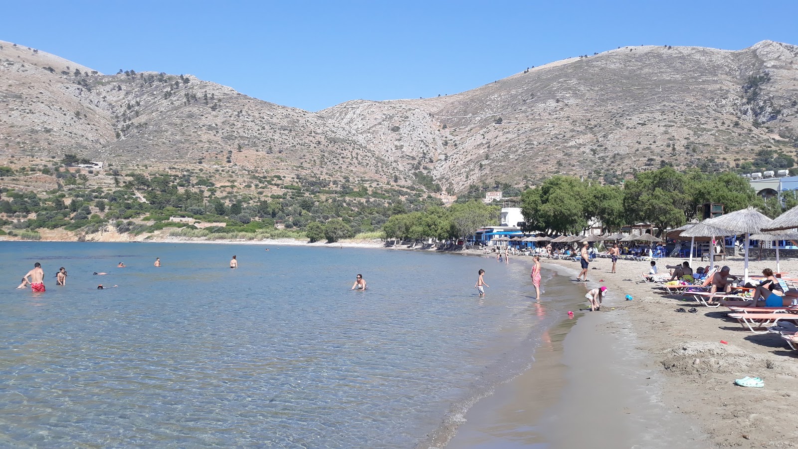 Foto di Spiaggia di Lithi area servizi