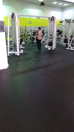 Gym «Olympus Gym & Fitness Center», reviews and photos, 308 Glenn Dr, Sterling, VA 20164, USA