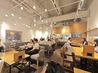 カフェノイモンド 本店