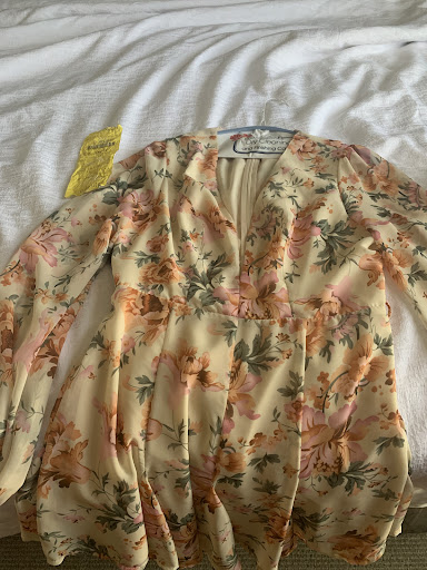 Dry Cleaner «Allstar Dry Cleaners», reviews and photos, 676 W Huntington Dr, Monrovia, CA 91016, USA