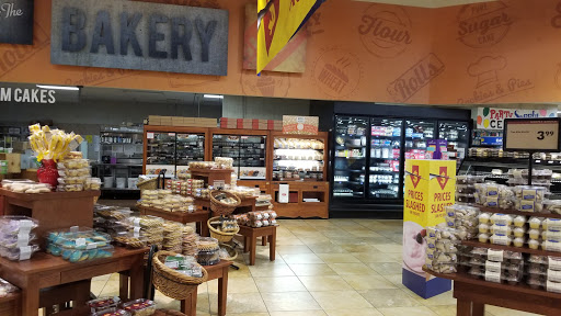 Supermarket «Giant Eagle Supermarket», reviews and photos, 351 Center St, Chardon, OH 44024, USA