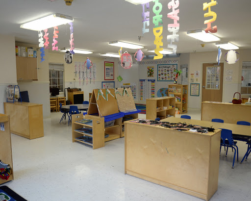 Day Care Center «La Petite Academy of Round Lake Beach, IL», reviews and photos, 2518 N Illinois 83, Round Lake Beach, IL 60073, USA
