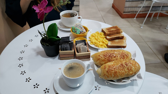 Opiniones de Medialuna Pan y Café en Chillán - Panadería
