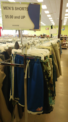 Thrift Store «Goodwill Store & Donation Center», reviews and photos, 21 Chevy Chase Rd, Seabrook, NH 03874, USA