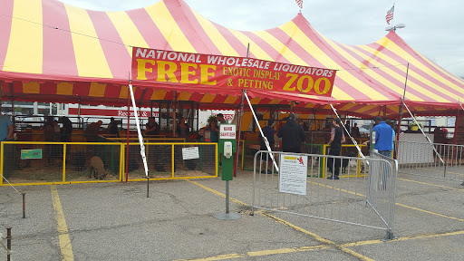 Discount Store «National Wholesale Liquidators», reviews and photos, 128 Dolson Ave, Middletown, NY 10940, USA