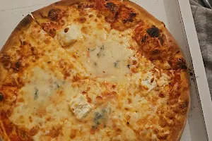 Bella Pizza (only delivery) image