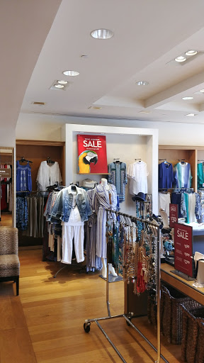 Shopping Mall «Lincolnshire Commons», reviews and photos, 900 Milwaukee Ave, Lincolnshire, IL 60069, USA