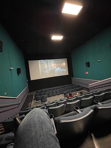 Movie Theater «Regal Cinemas Hazleton 10», reviews and photos, 400 Laurel Mall Dr, Hazleton, PA 18201, USA