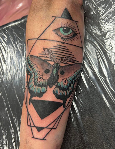 Explore tattoo ideas ribs, creative tattoo ideas in Sioux Falls, available at Starry Eyed Studio