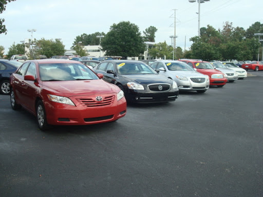 Used Car Dealer «Rippy Auto World», reviews and photos, 4949 New Centre Dr, Wilmington, NC 28403, USA