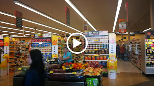 Grocery Store «Safeway», reviews and photos, 1524 W Main St, Molalla, OR 97038, USA