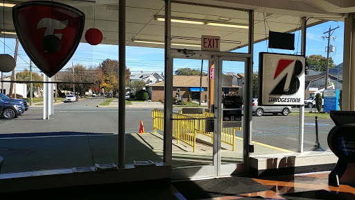 Tire Shop «Firestone Complete Auto Care», reviews and photos, 486 Northampton St, Kingston, PA 18704, USA
