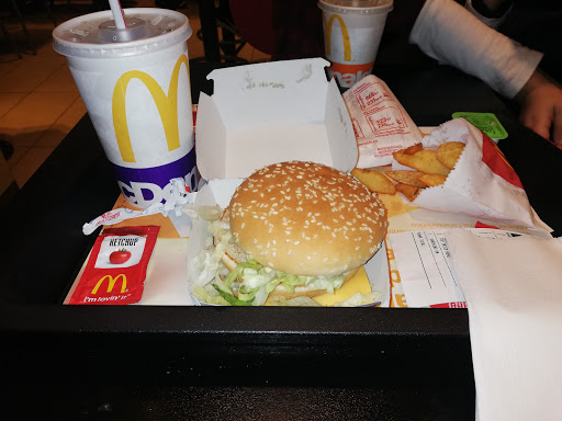 Información y opiniones sobre McDonalds Zamora de Zamora